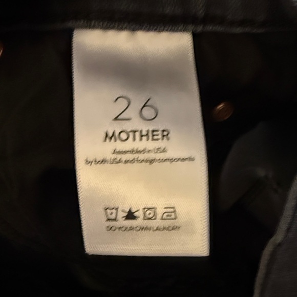 MOTHER Rascal Ankle Slit Flip Black Ankle Jeans - Picture 8 of 10